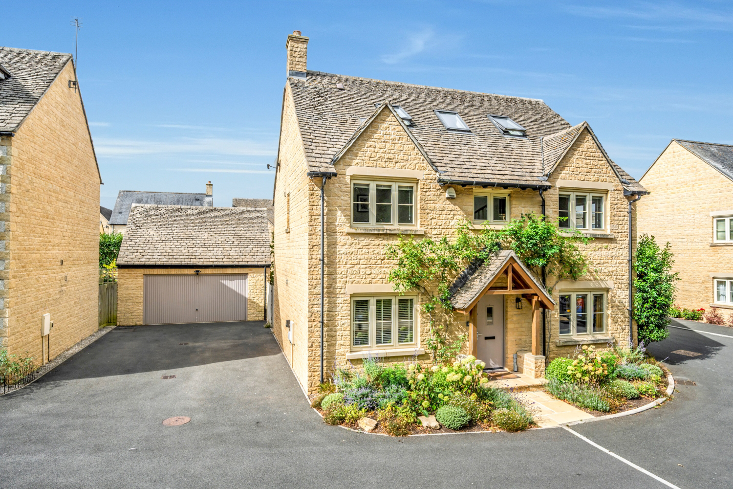 2 Bittern Close, South Cerney, Cirencester