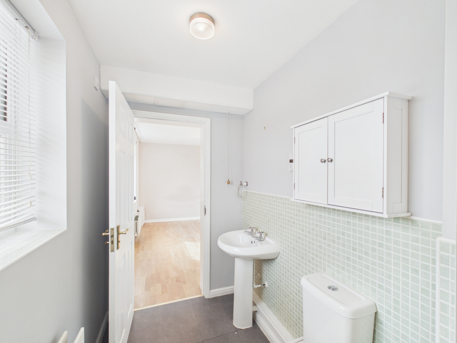 Ensuite