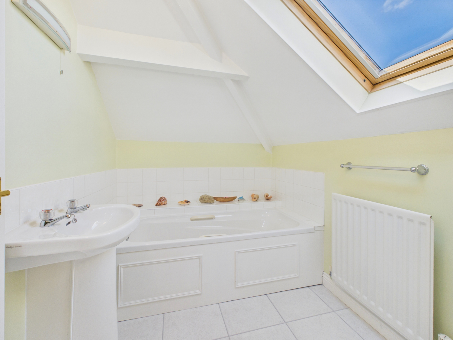 1 Woodlands Road, Barnard Castle, Durham, DL12, photo 10