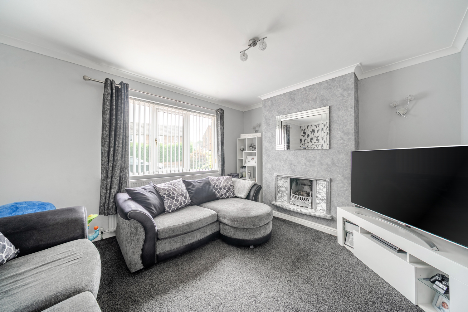 Park Drive, Campsall, Doncaster, South Yorkshire, DN6, photo 3