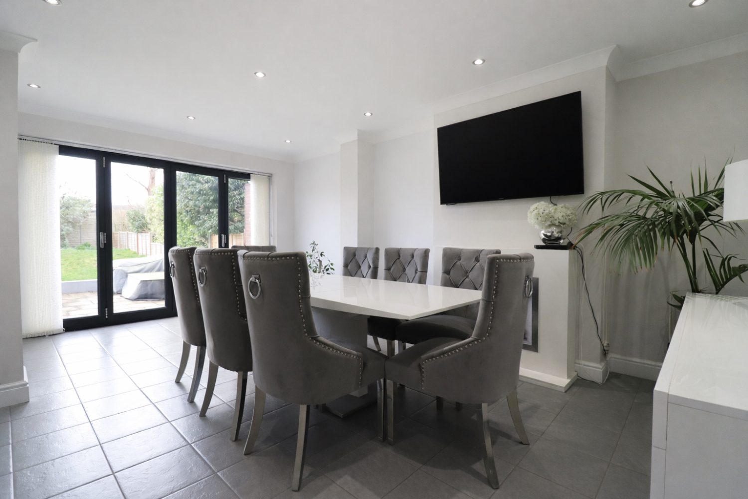 BOURNE VALE, HAYES, BROMLEY, KENT, BR2, photo 8