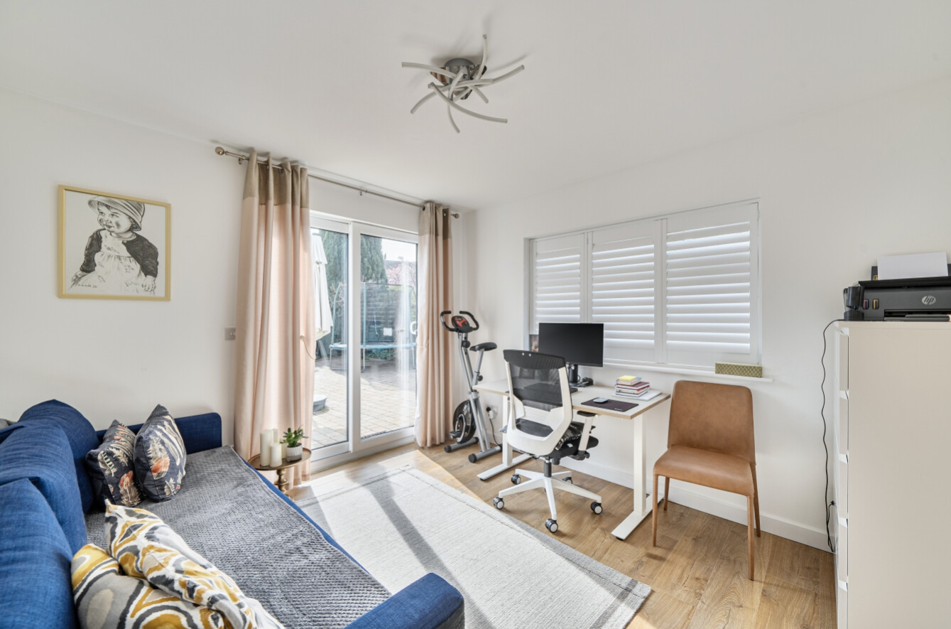 FREDERICK CLOSE, CHEAM, SUTTON, SM1, photo 6