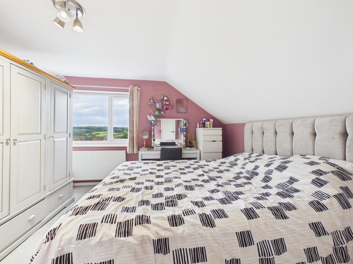 Woollin Crescent, Tingley, Wakefield, West Yorkshire, WF3, photo 18