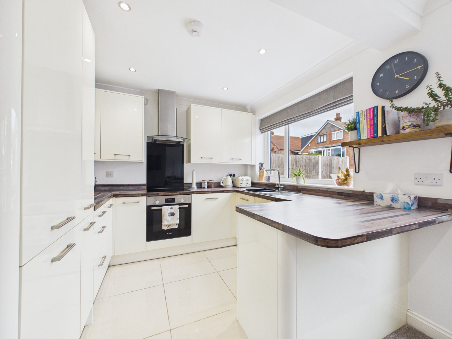 Woollin Crescent, Tingley, Wakefield, West Yorkshire, WF3, photo 6