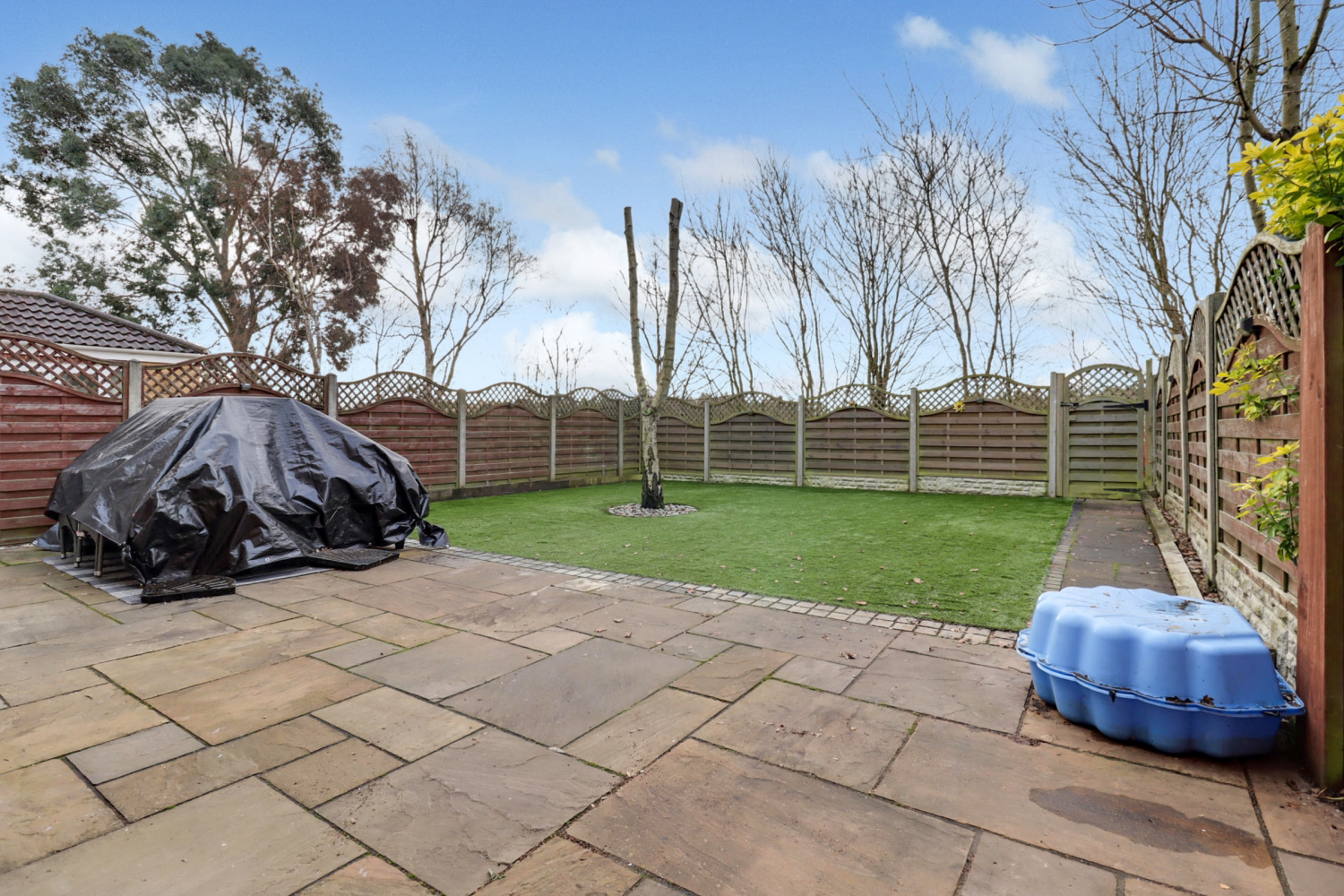 SILKSTONE CLOSE, CHURCH GRESLEY, SWADLINCOTE, DERBYSHIRE, DE11, photo 8