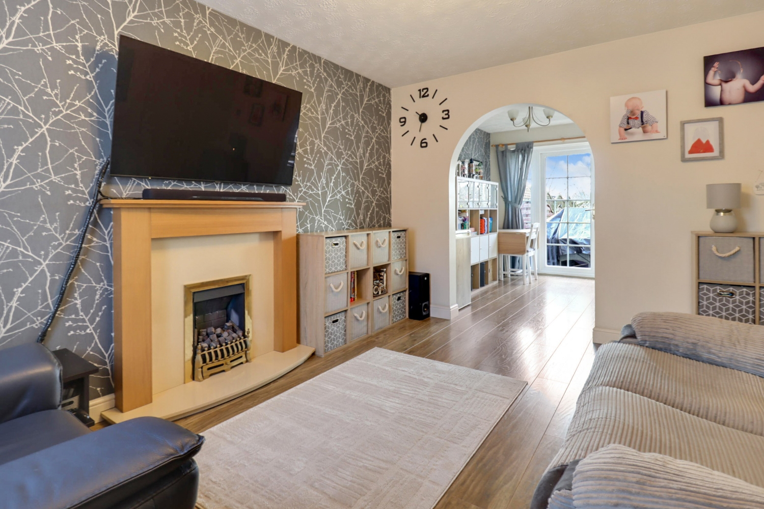 SILKSTONE CLOSE, CHURCH GRESLEY, SWADLINCOTE, DERBYSHIRE, DE11, photo 2