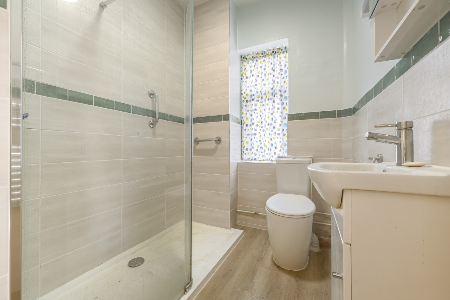 Cirencester Road, South Cerney, photo 7