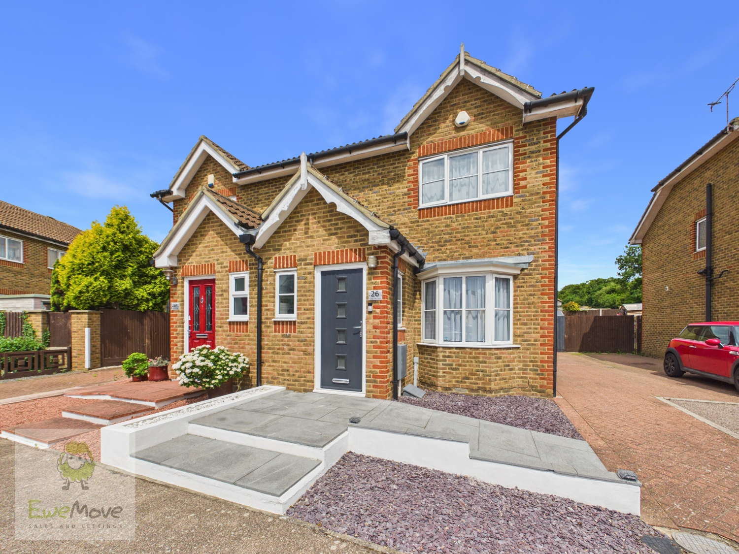 Lodge Hill Lane, Chattenden, Rochester, ME3 8PJ