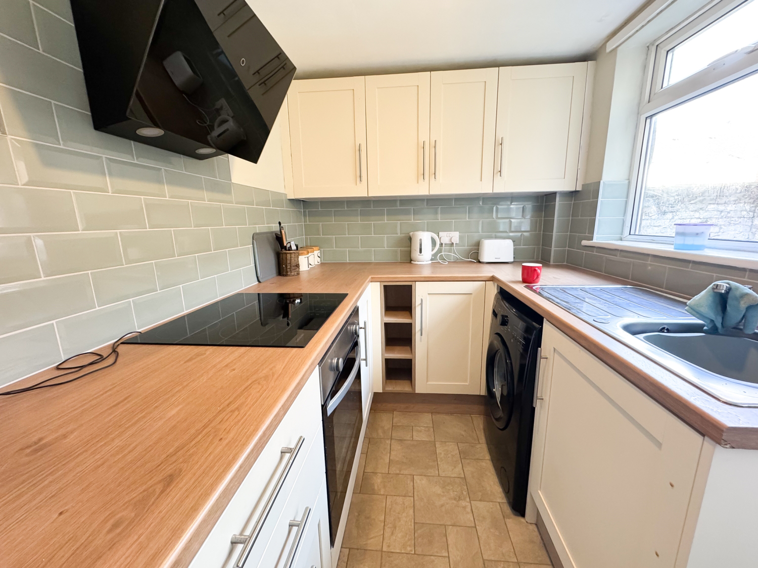 Charlotte Street, Skelton-in-Cleveland, Saltburn-by-the-Sea, TS12 2AF, photo 8