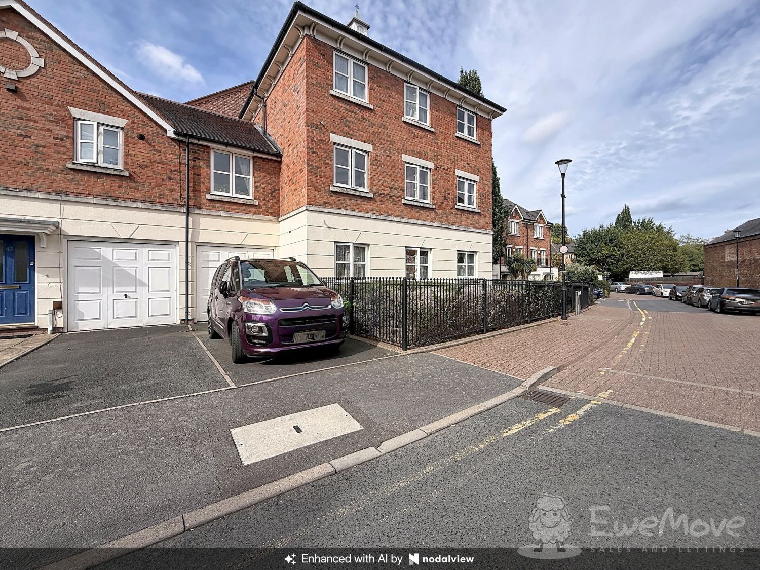 45 Lion Court, Worcester, WR1 1UT