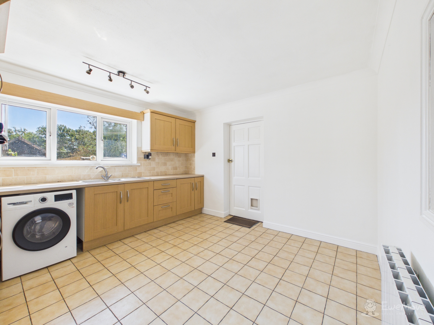 Highwood Crescent, Gazeley, Newmarket, Suffolk, CB8, photo 9