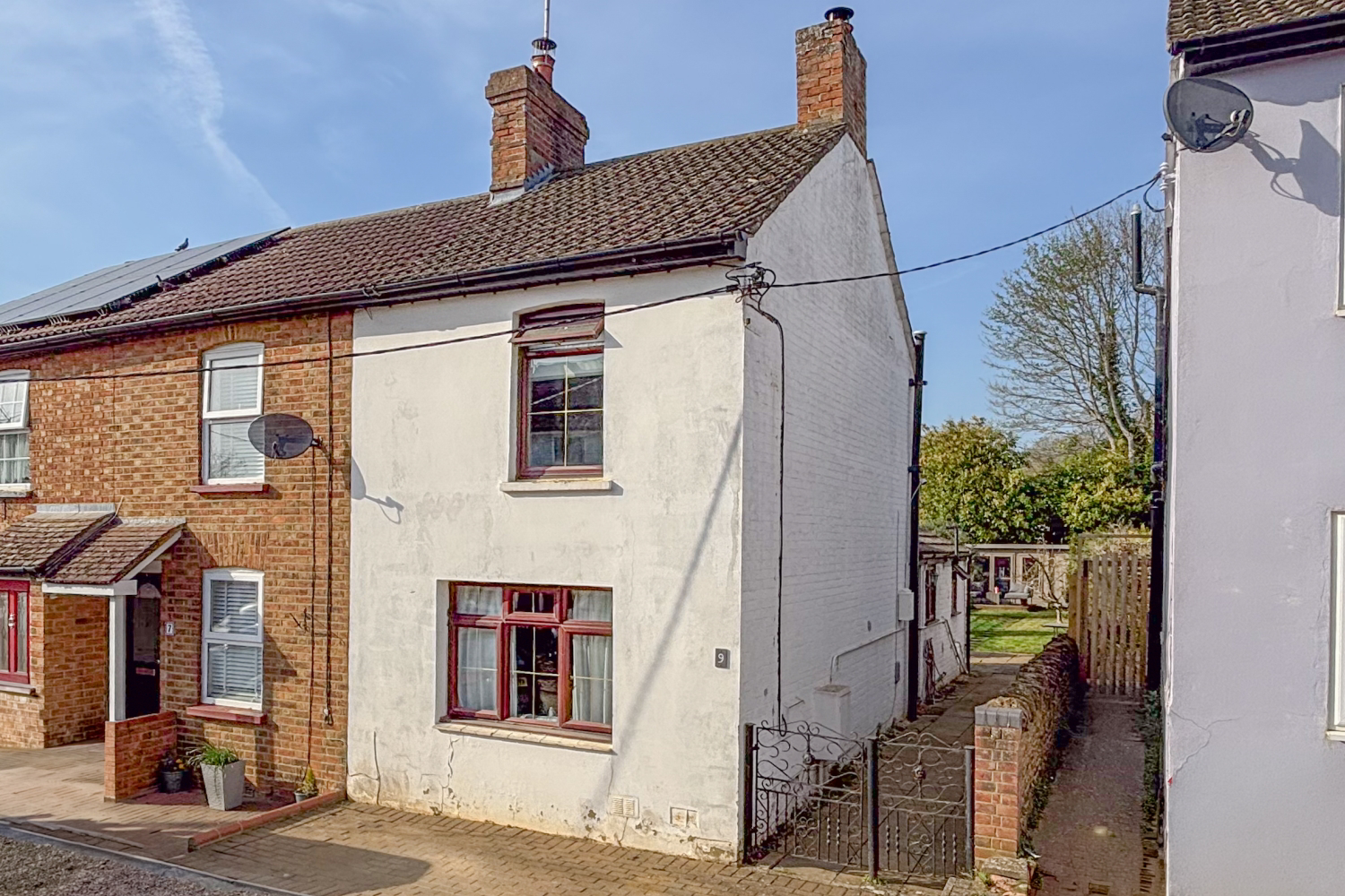 Thomas Street, Heath and Reach, LU7