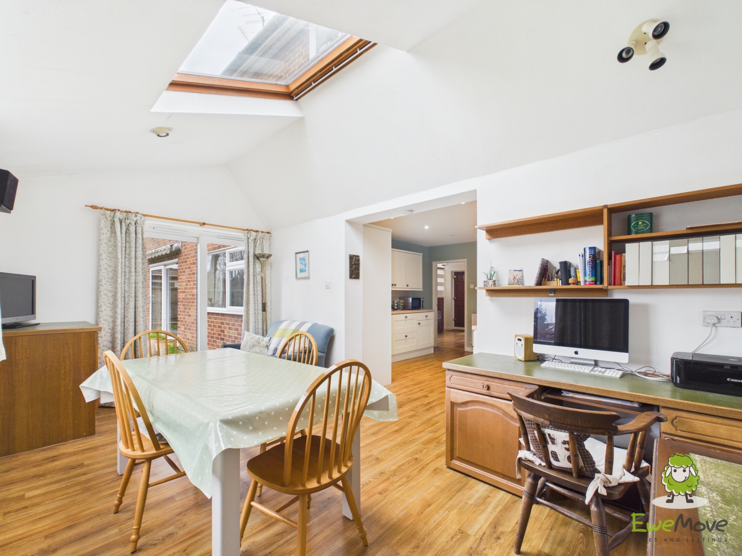 NEVILLE CLOSE, BASINGSTOKE, HAMPSHIRE, RG21, photo 14