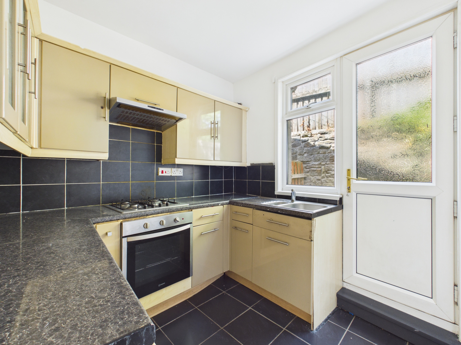 Cooper Row, Dodworth, Barnsley, South Yorkshire, S75, photo 5