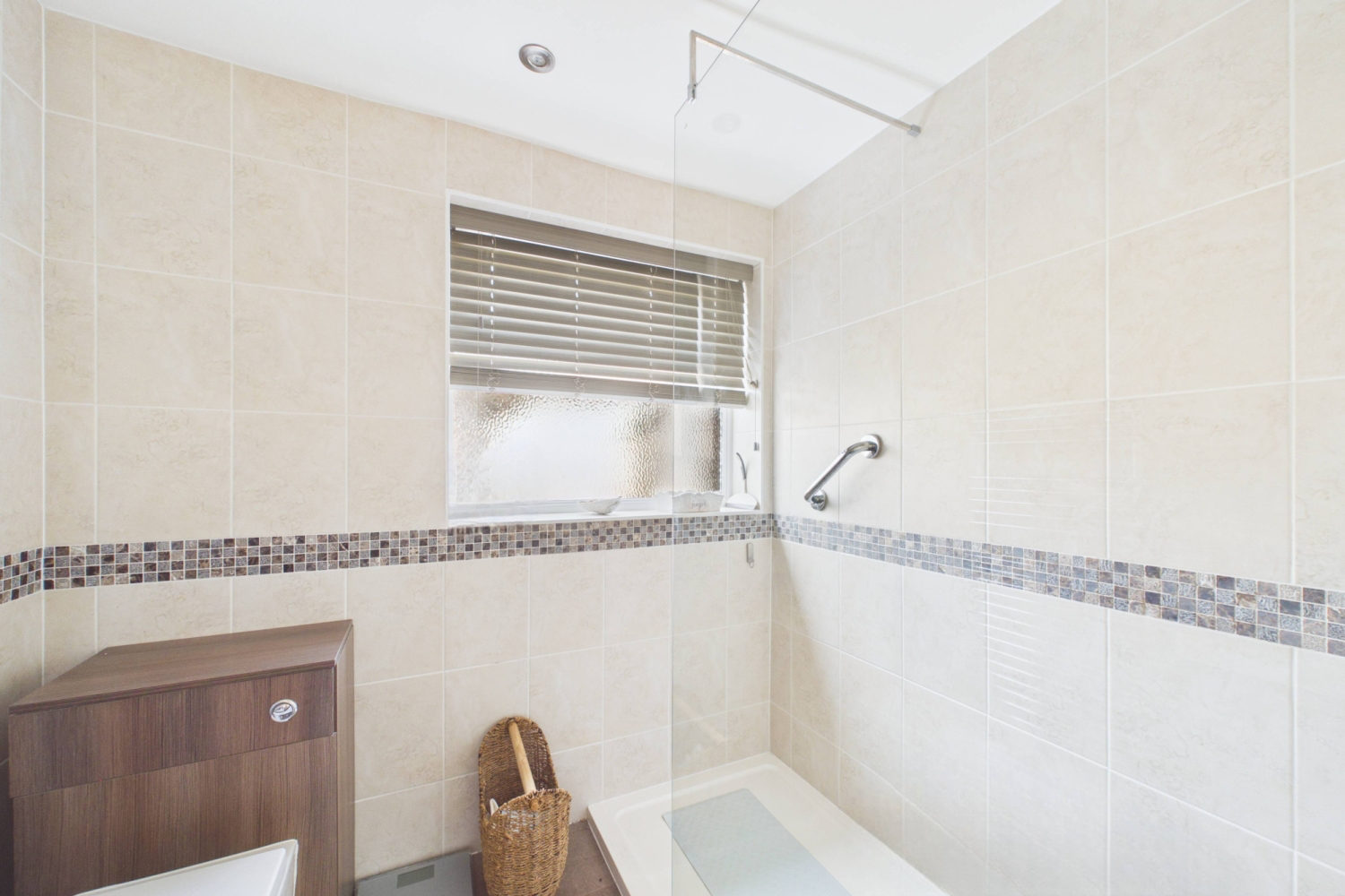 Miles Avenue, Leighton Buzzard, LU7, photo 8