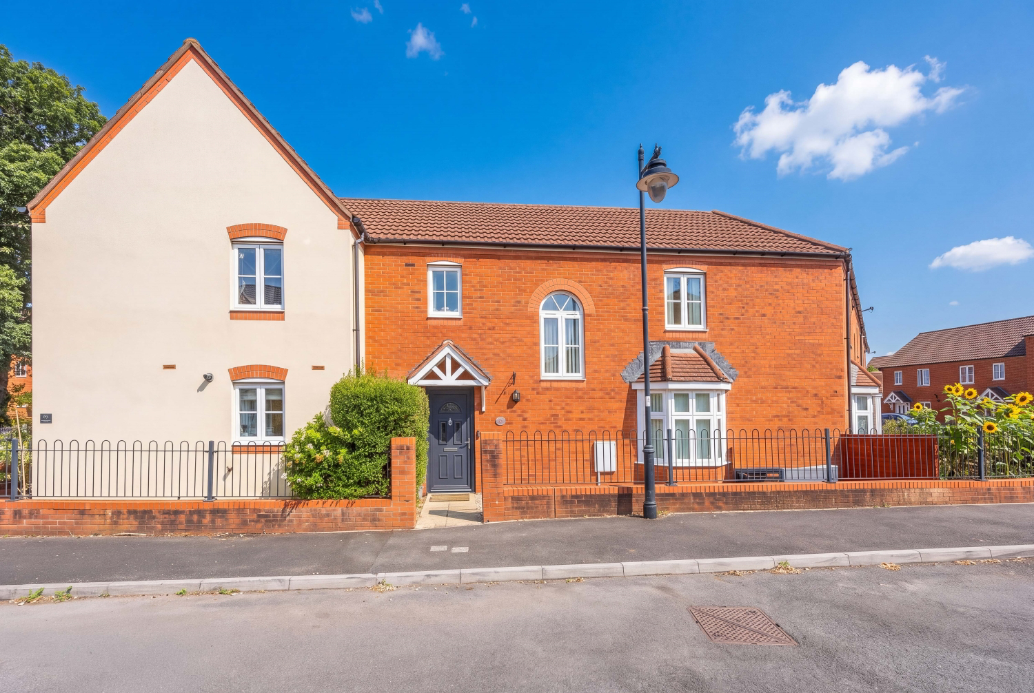 57 Burge Meadow, Cotford St. Luke, Taunton