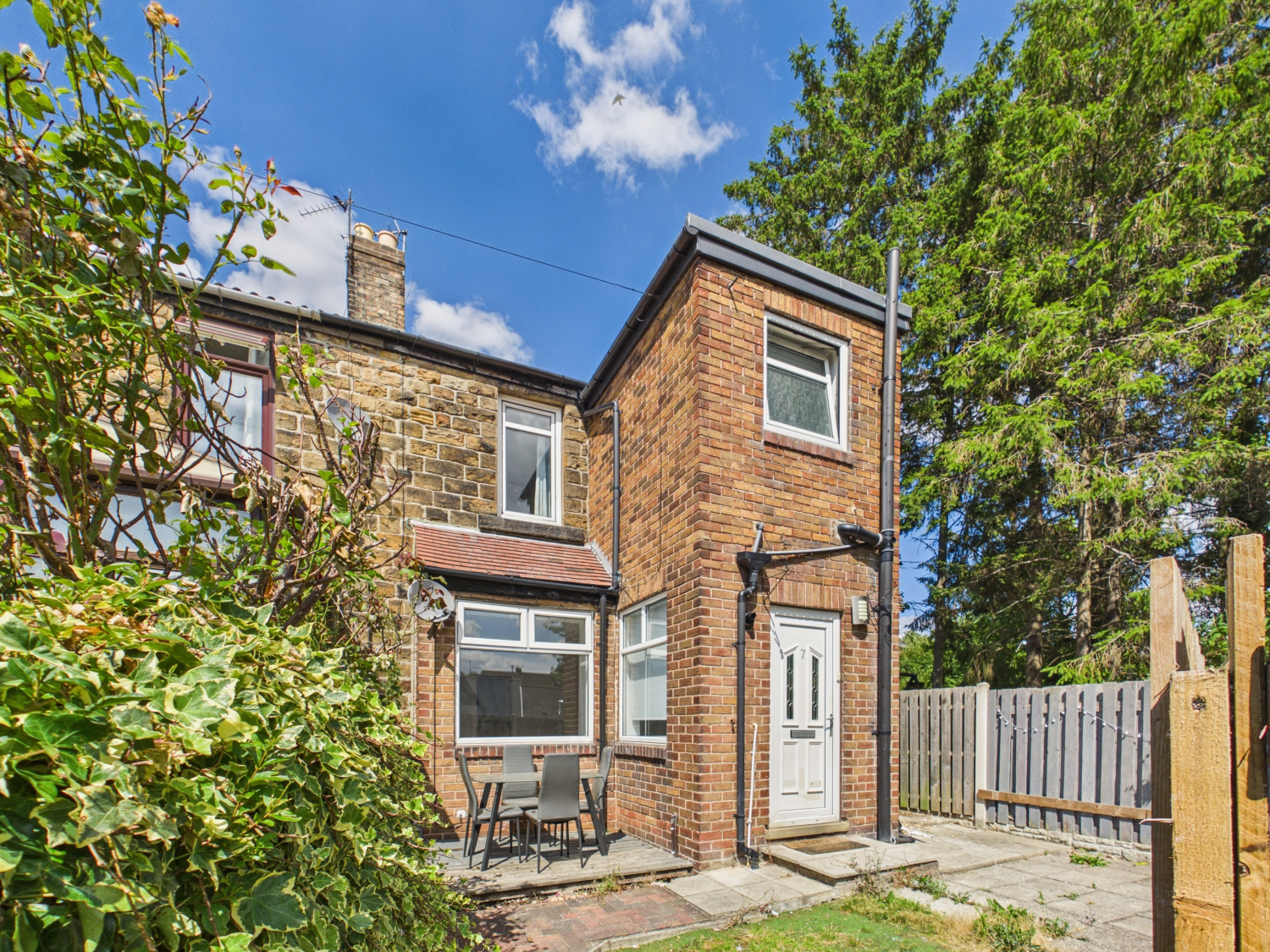 Cooper Row, Dodworth, Barnsley, South Yorkshire, S75