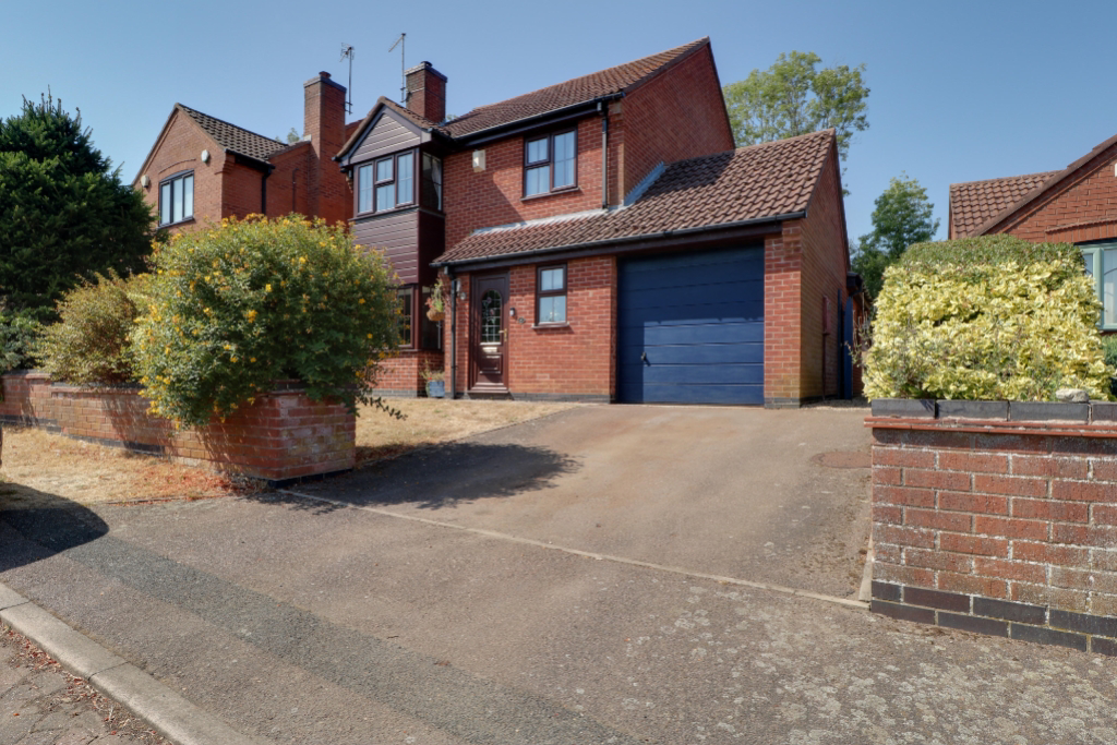 Ingle Court, Woolsthorpe by Colsterworth, Lincs