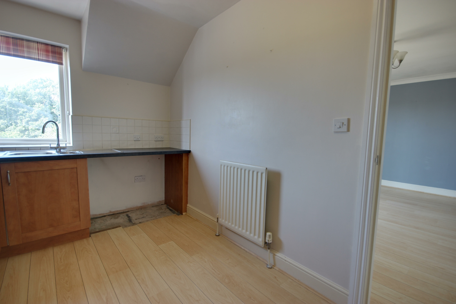 16 Regal Court Manor Road, Beverley, photo 3