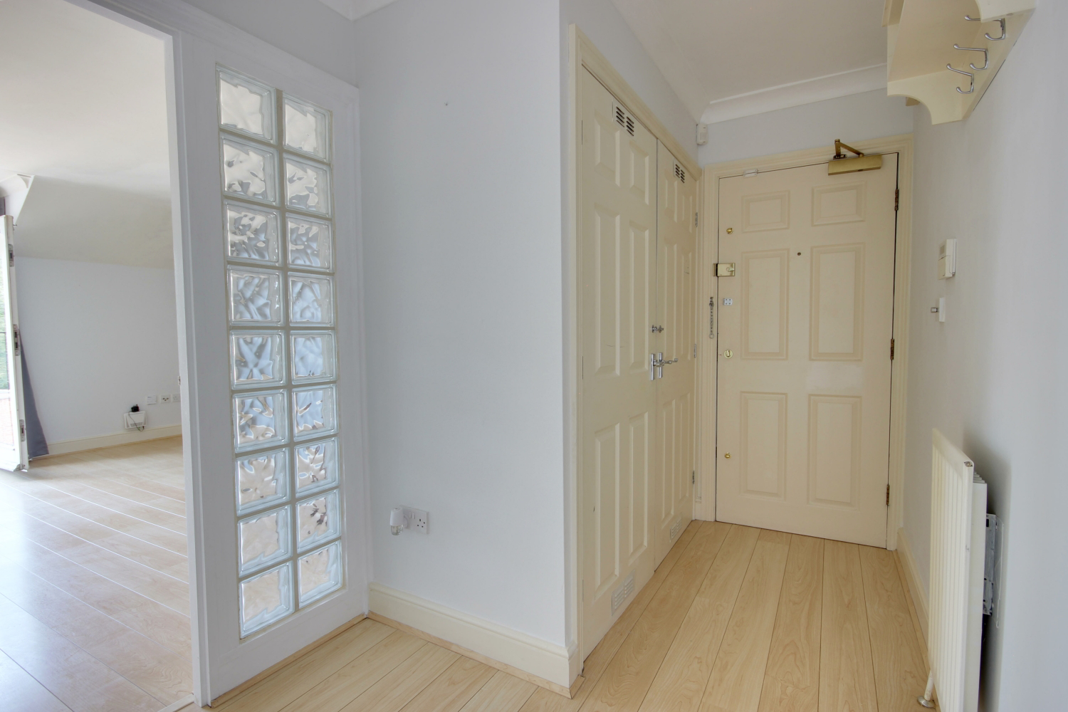 16 Regal Court Manor Road, Beverley, photo 4