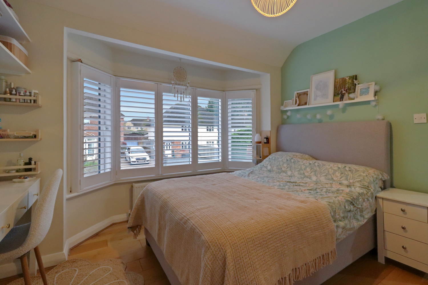 20 SHEPHERDS LANE, GUILDFORD, photo 14