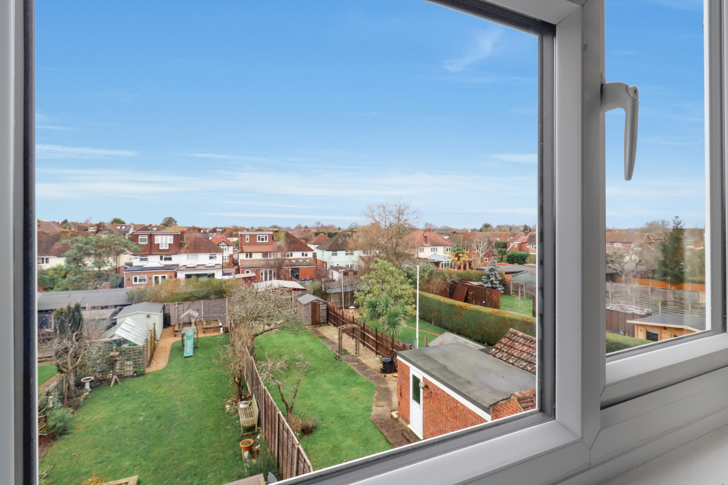 20 SHEPHERDS LANE, GUILDFORD, photo 21