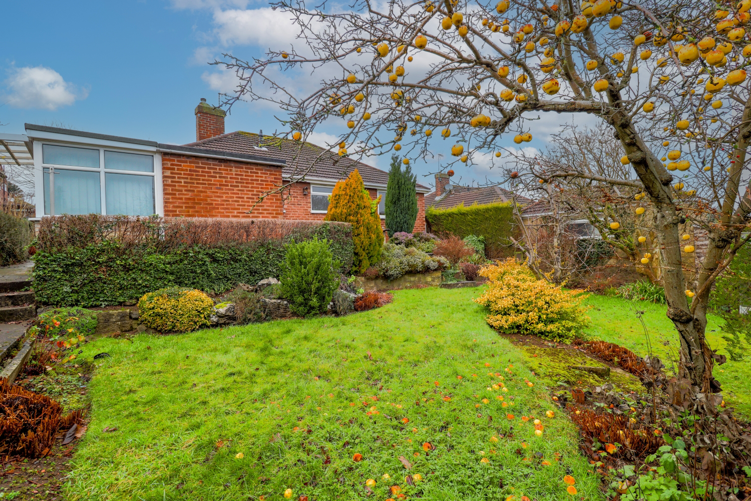 Langer Lane, Wingerworth, Chesterfield, Derbyshire, S42, photo 2