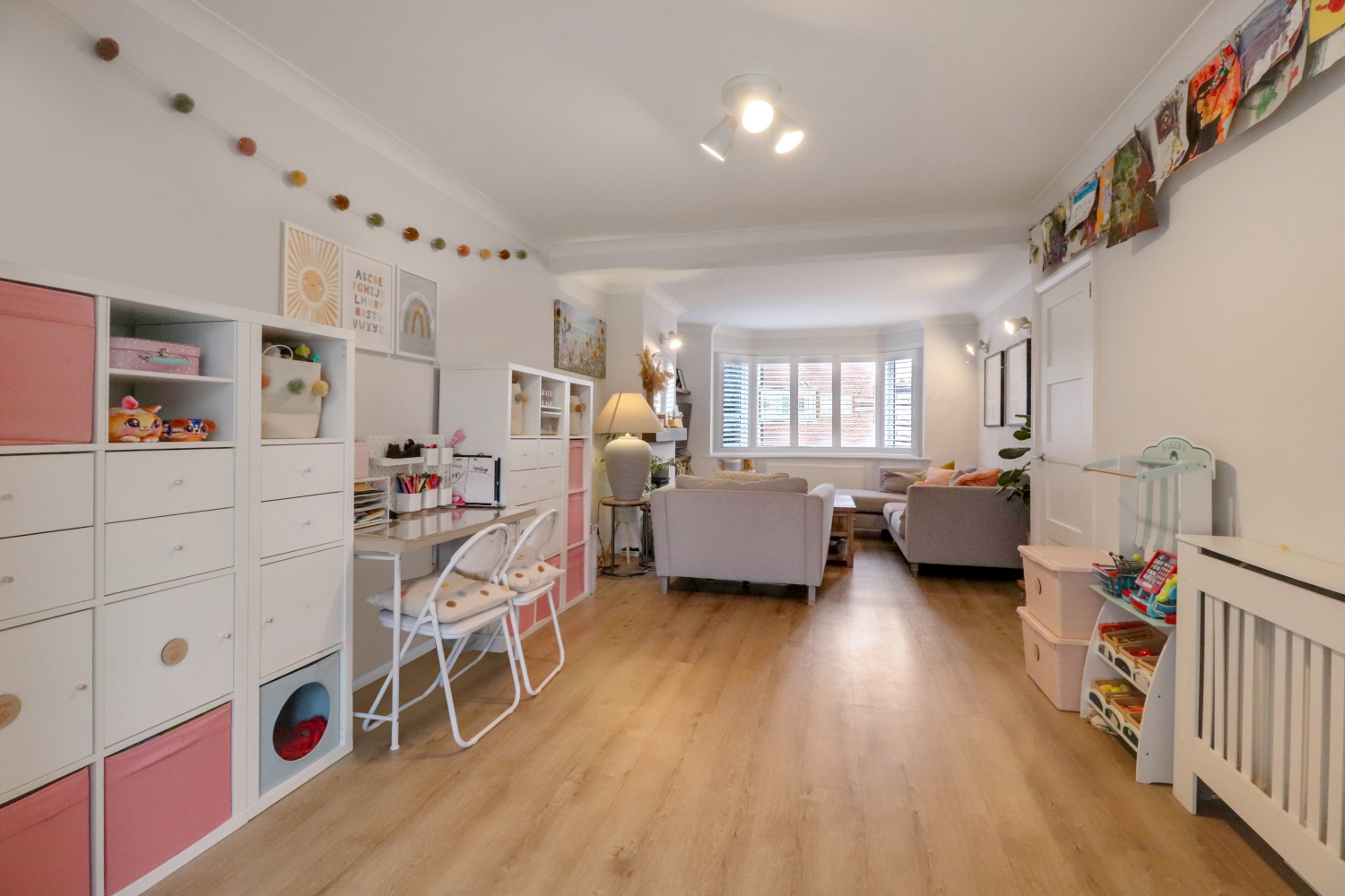 20 SHEPHERDS LANE, GUILDFORD, photo 10