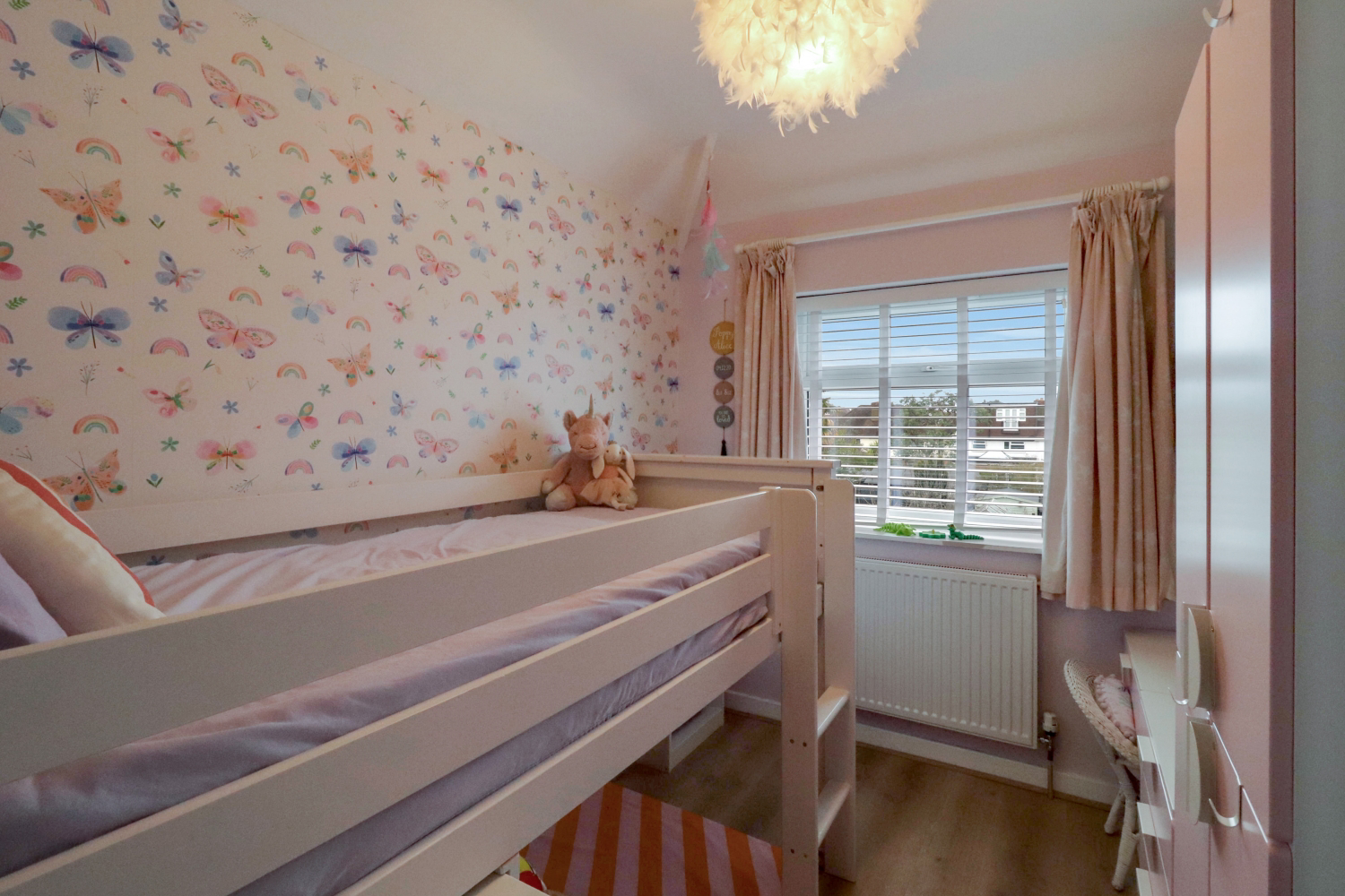 20 SHEPHERDS LANE, GUILDFORD, photo 19