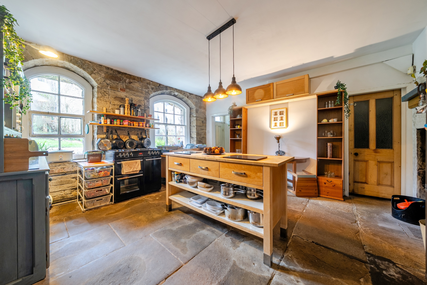 The Manse, Luddendenfoot