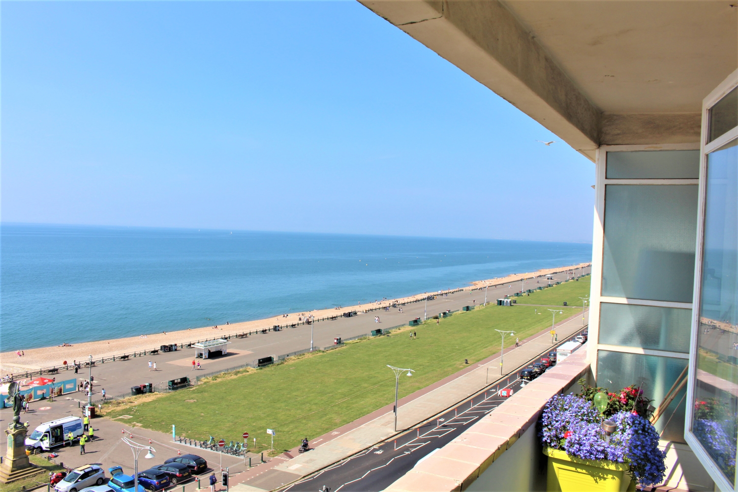 Embassy Court, Kings Road, Brighton, East Sussex, BN1, photo 6
