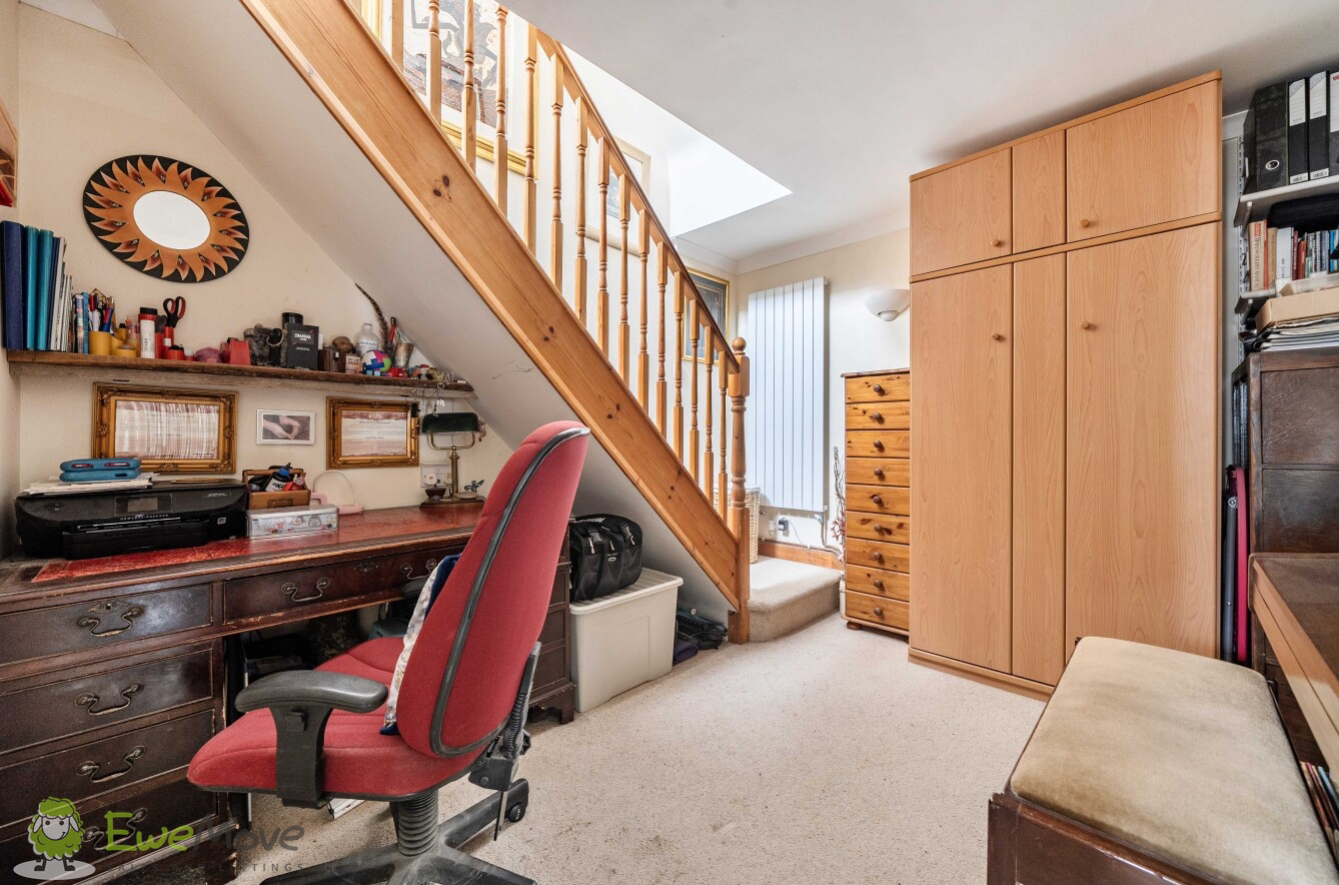 Basingstoke Road, Ramsdell, Tadley, Hampshire, RG26, photo 11