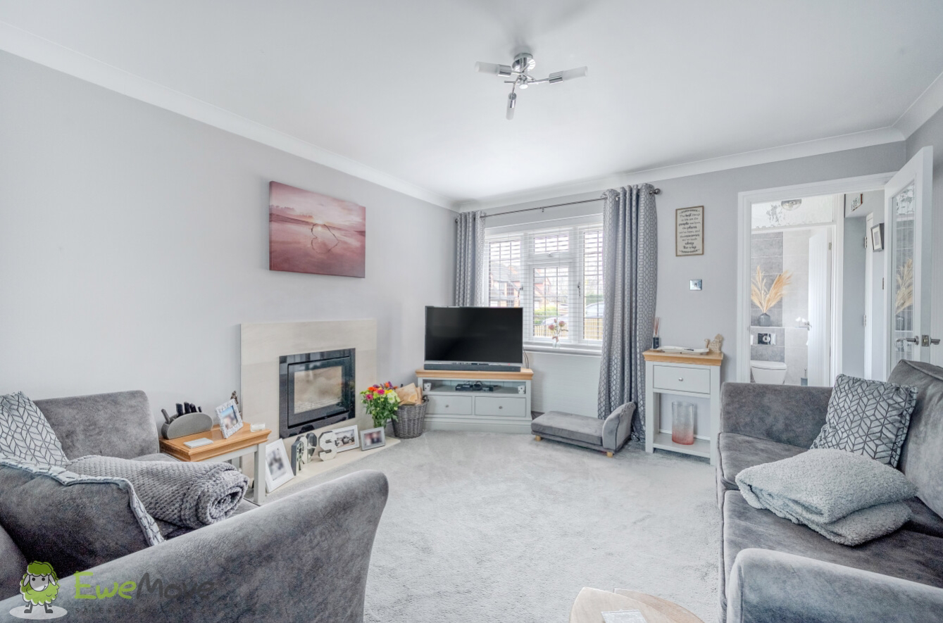 Spencer Close, Pamber Heath, Tadley, RG26, photo 3