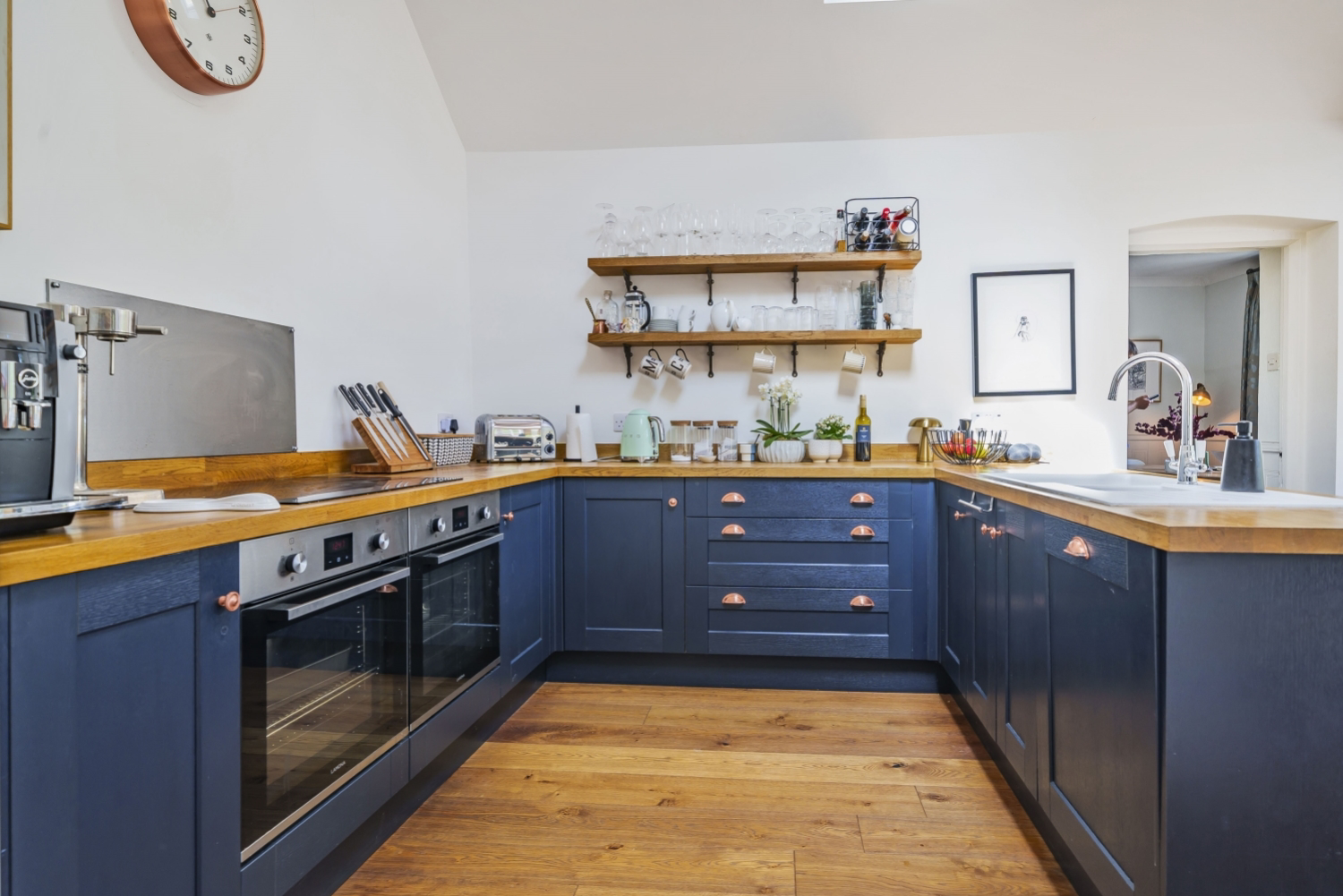 Pear Tree Cottage, Crudwell, Malmesbury, Wiltshire, SN16, photo 2