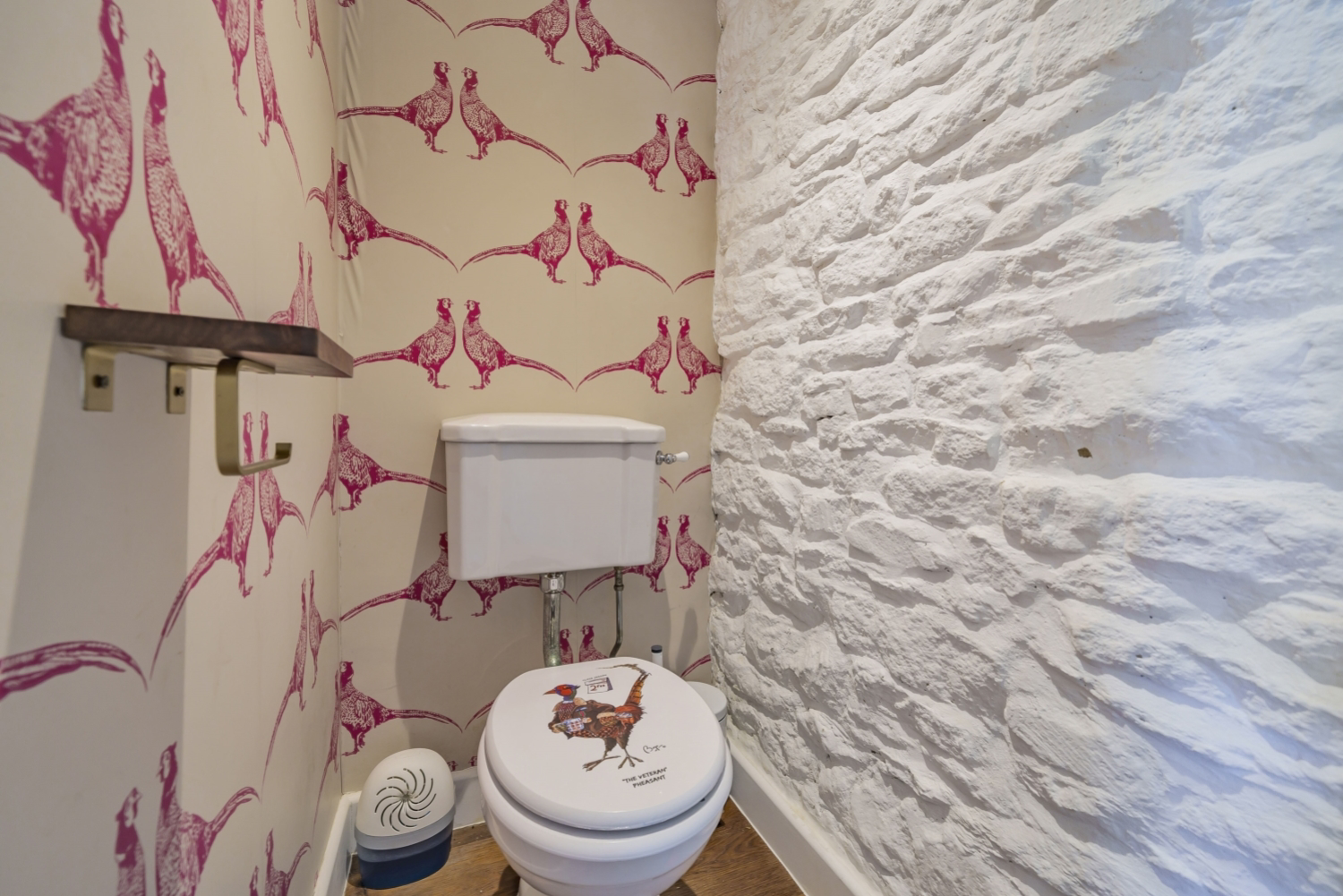 Pear Tree Cottage, Crudwell, Malmesbury, Wiltshire, SN16, photo 10
