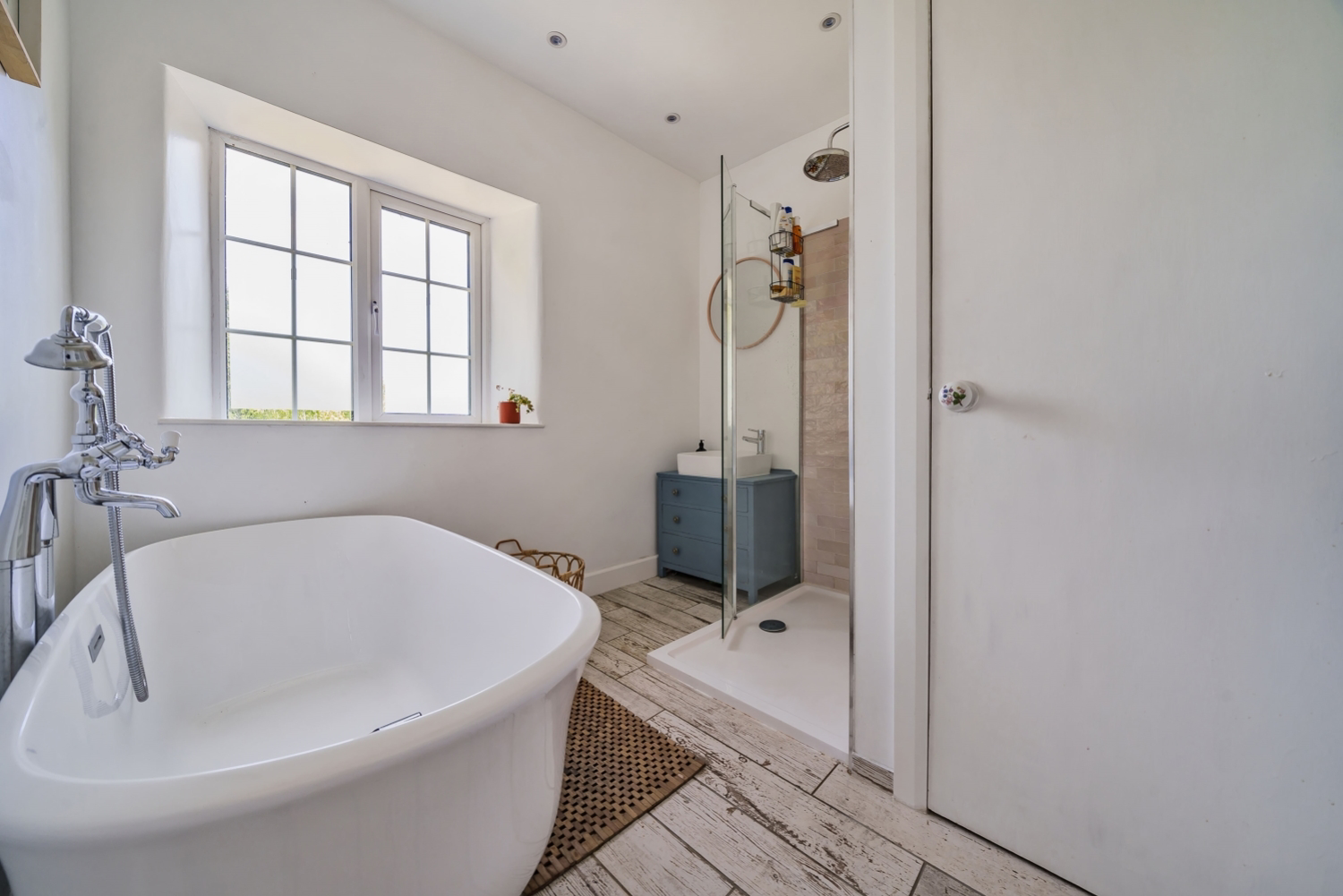 Pear Tree Cottage, Crudwell, Malmesbury, Wiltshire, SN16, photo 12