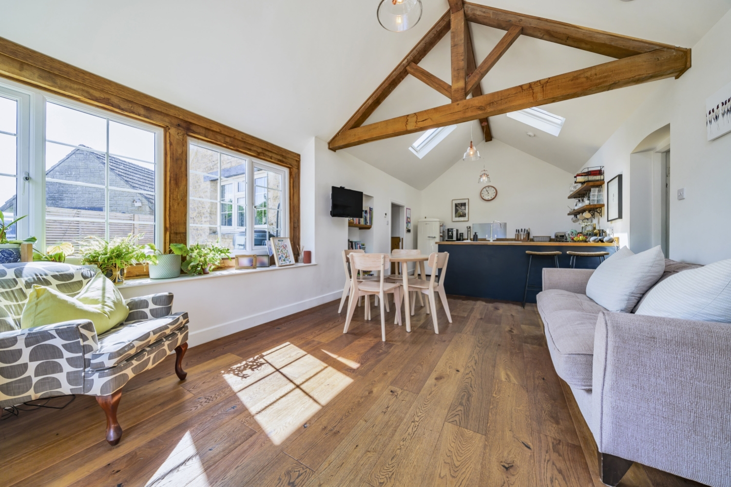 Pear Tree Cottage, Crudwell, Malmesbury, Wiltshire, SN16, photo 3