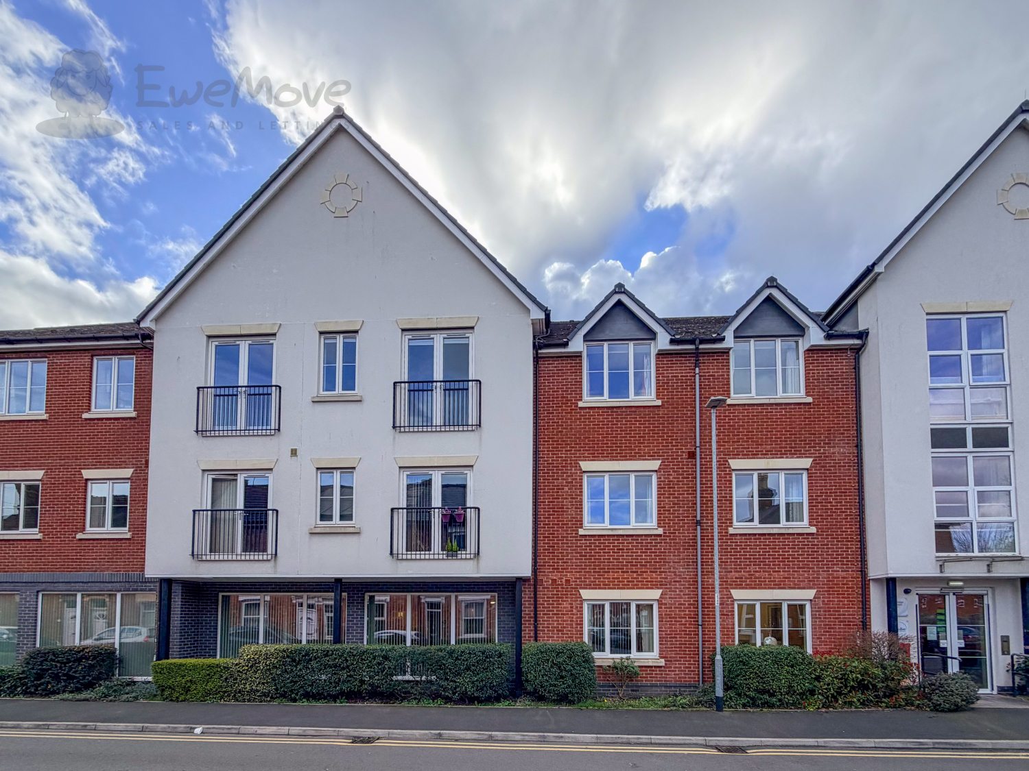  20 White Ladies Close, Worcester, WR1 1QA