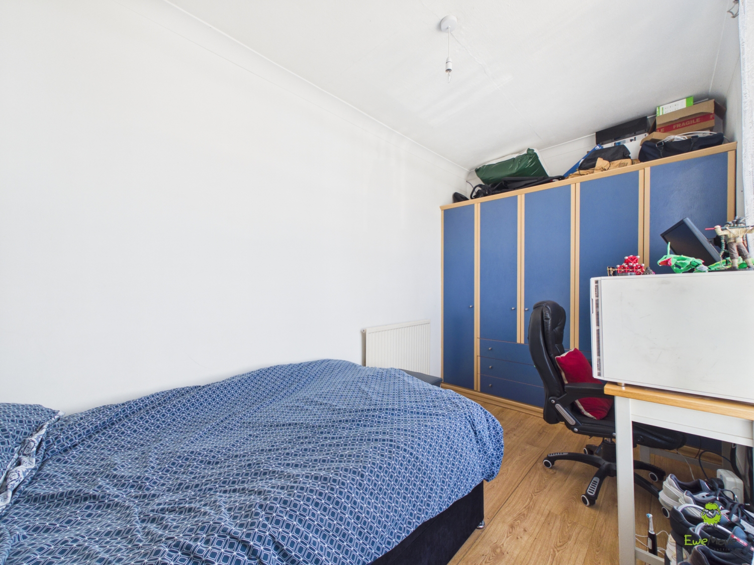 Photo 10