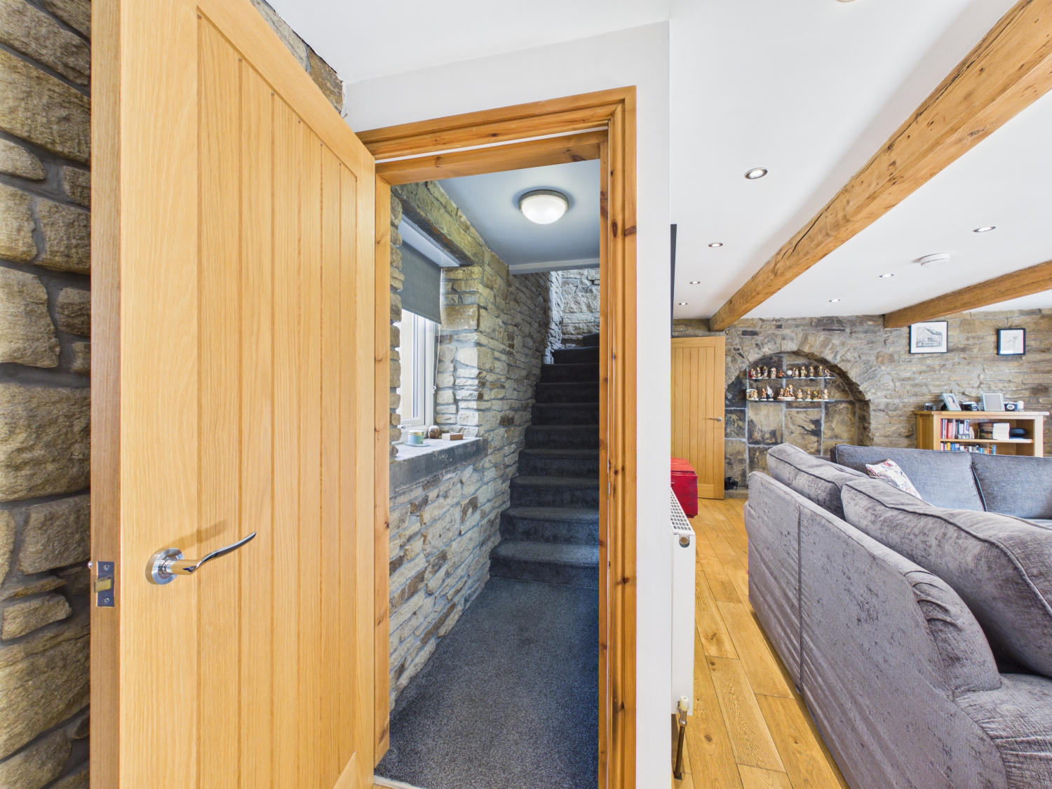 273 LONGWOOD ROAD, LONGWOOD, HUDDERSFIELD, photo 17
