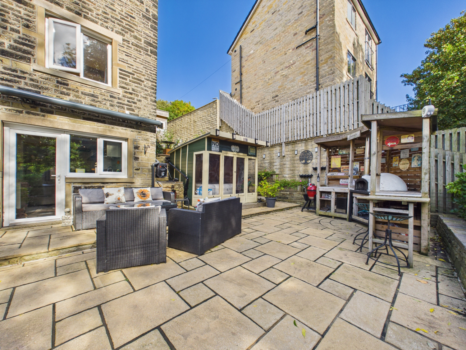 273 LONGWOOD ROAD, LONGWOOD, HUDDERSFIELD, photo 42