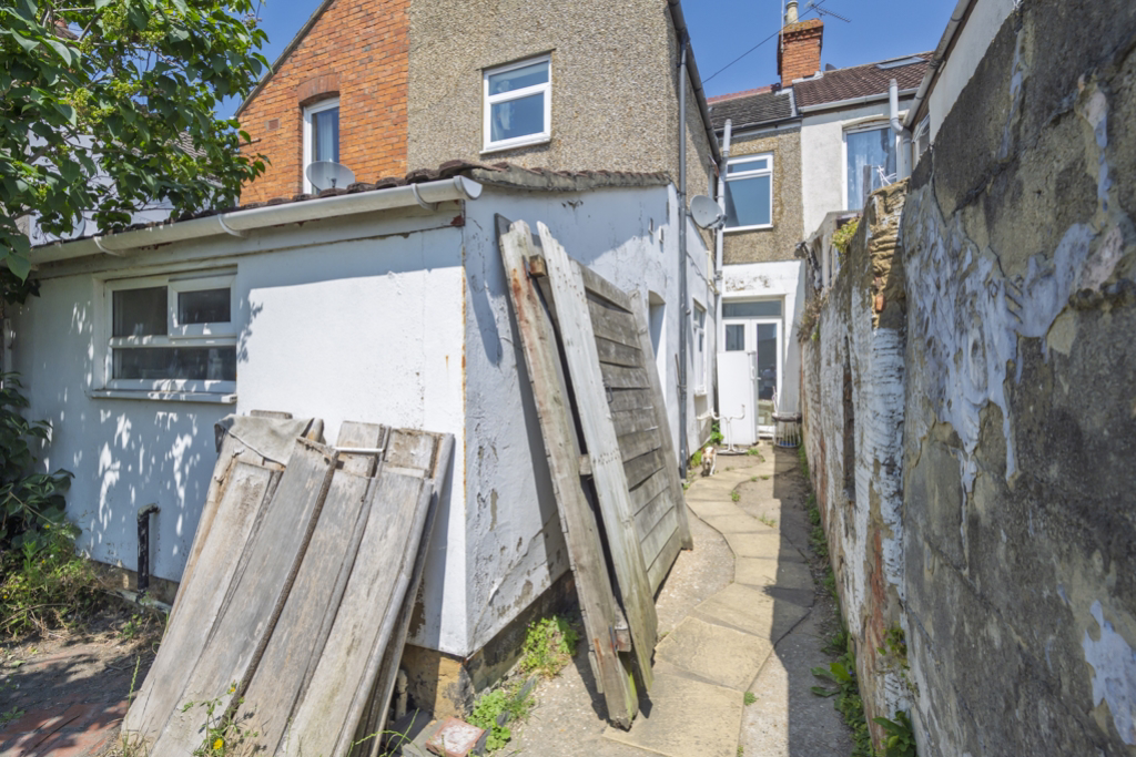 County Road, Swindon, SN1, photo 19