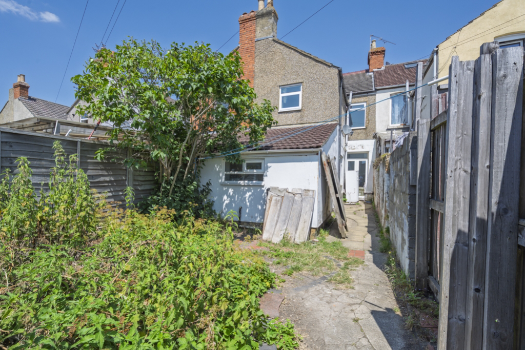 County Road, Swindon, SN1, photo 4