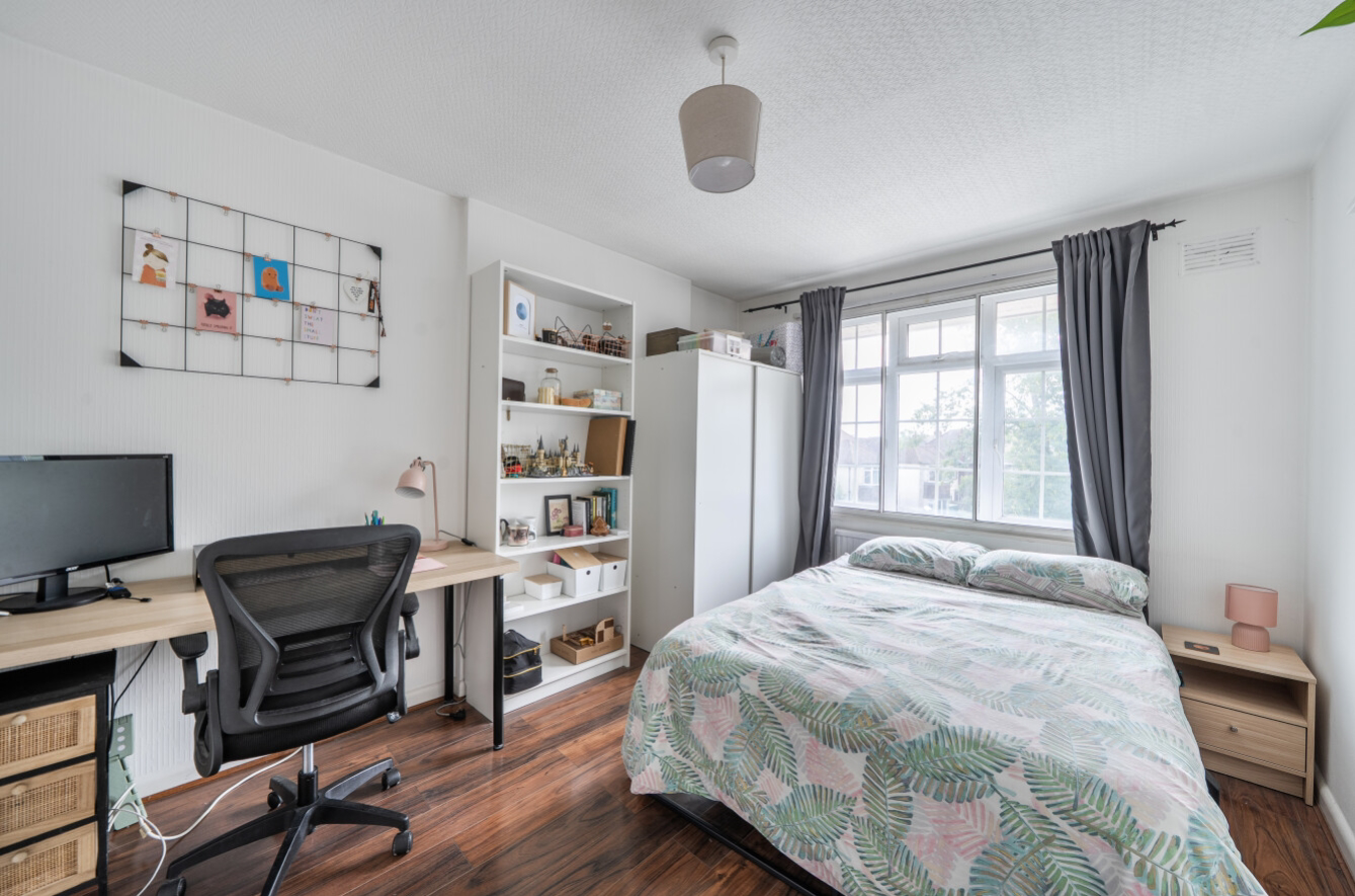 London Road Cheam, Sutton, Surrey, SM3, photo 5