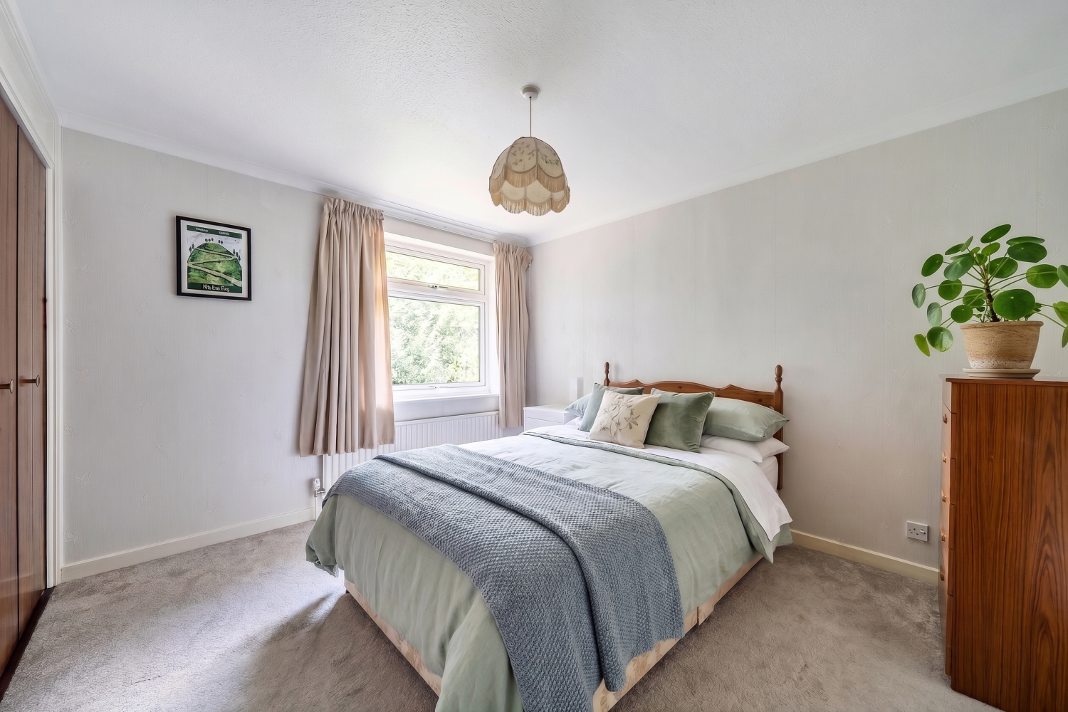 Chartwell Place, Epsom, Surrey, KT18, photo 2