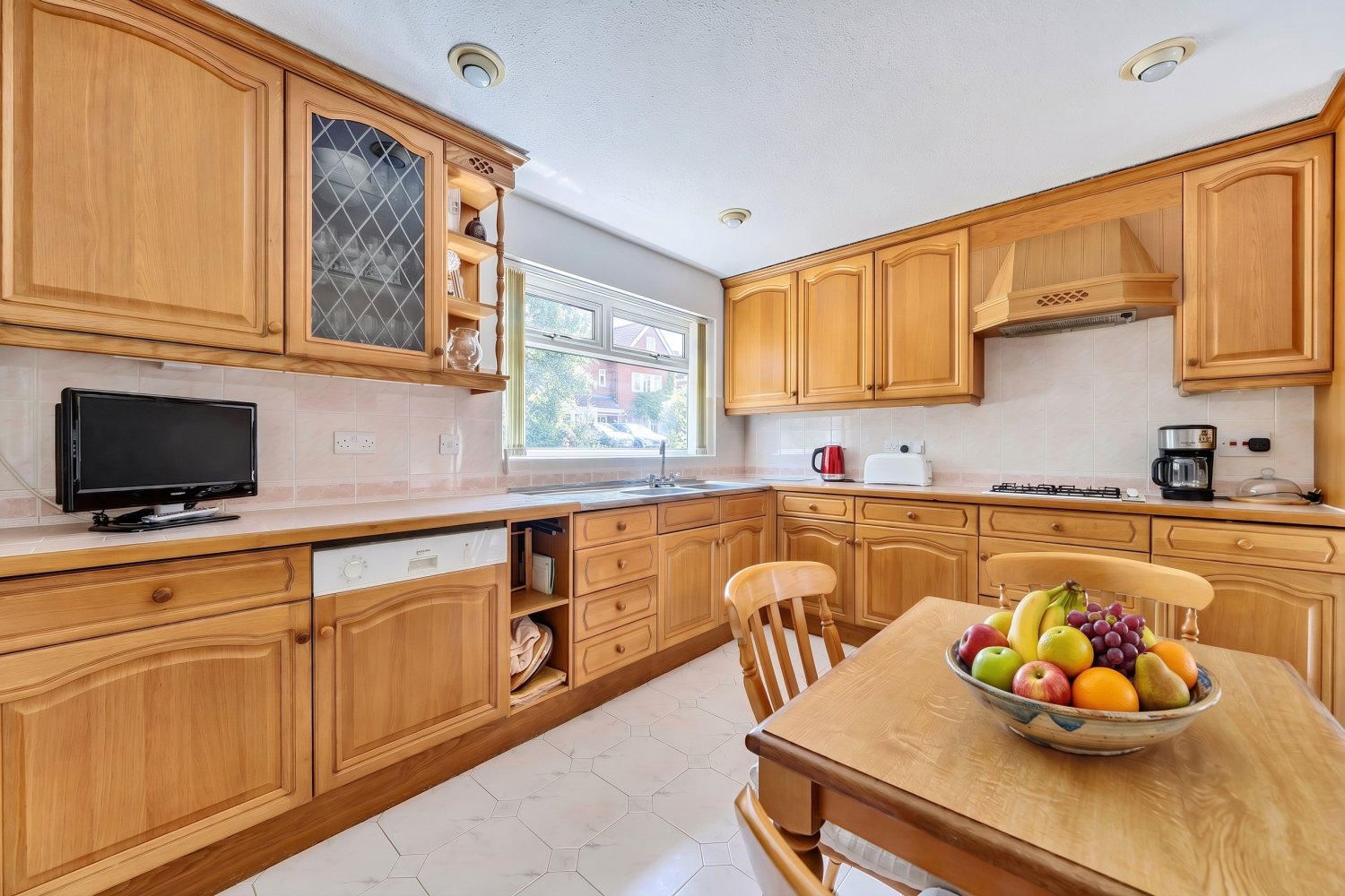 Chartwell Place, Epsom, Surrey, KT18, photo 3