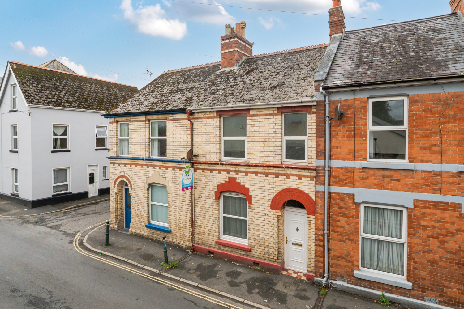 Vicarage Lawn, Barnstaple, Devon, EX32
