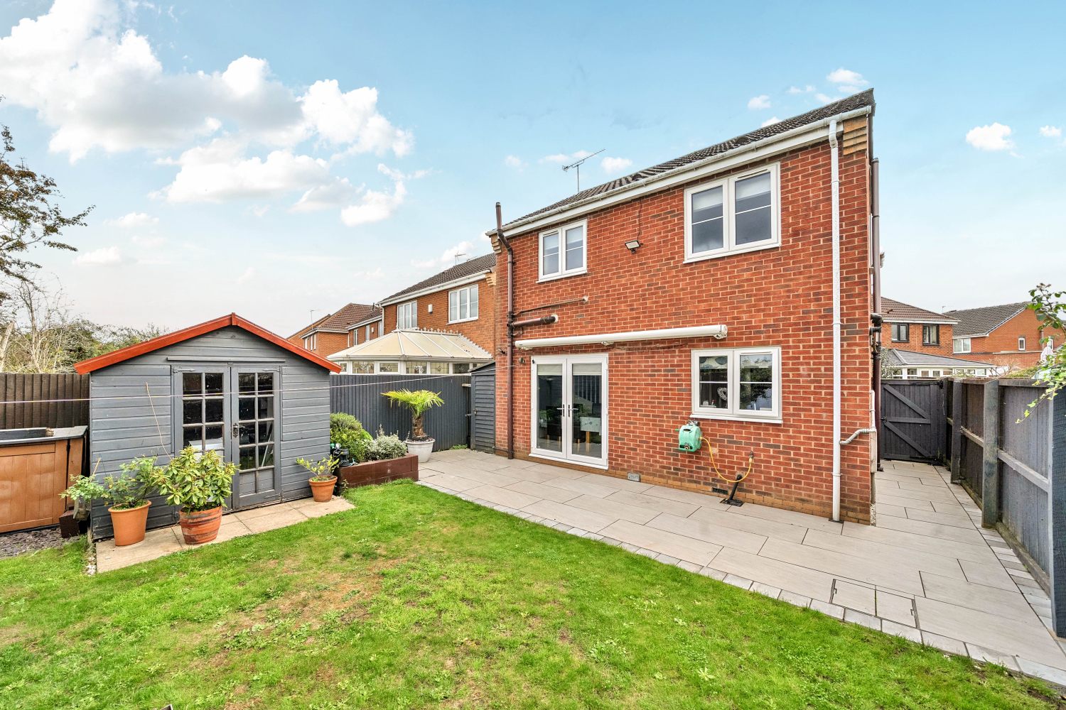 NEWFIELD CLOSE, BARNBY DUN, DONCASTER, SOUTH YORKSHIRE, DN3