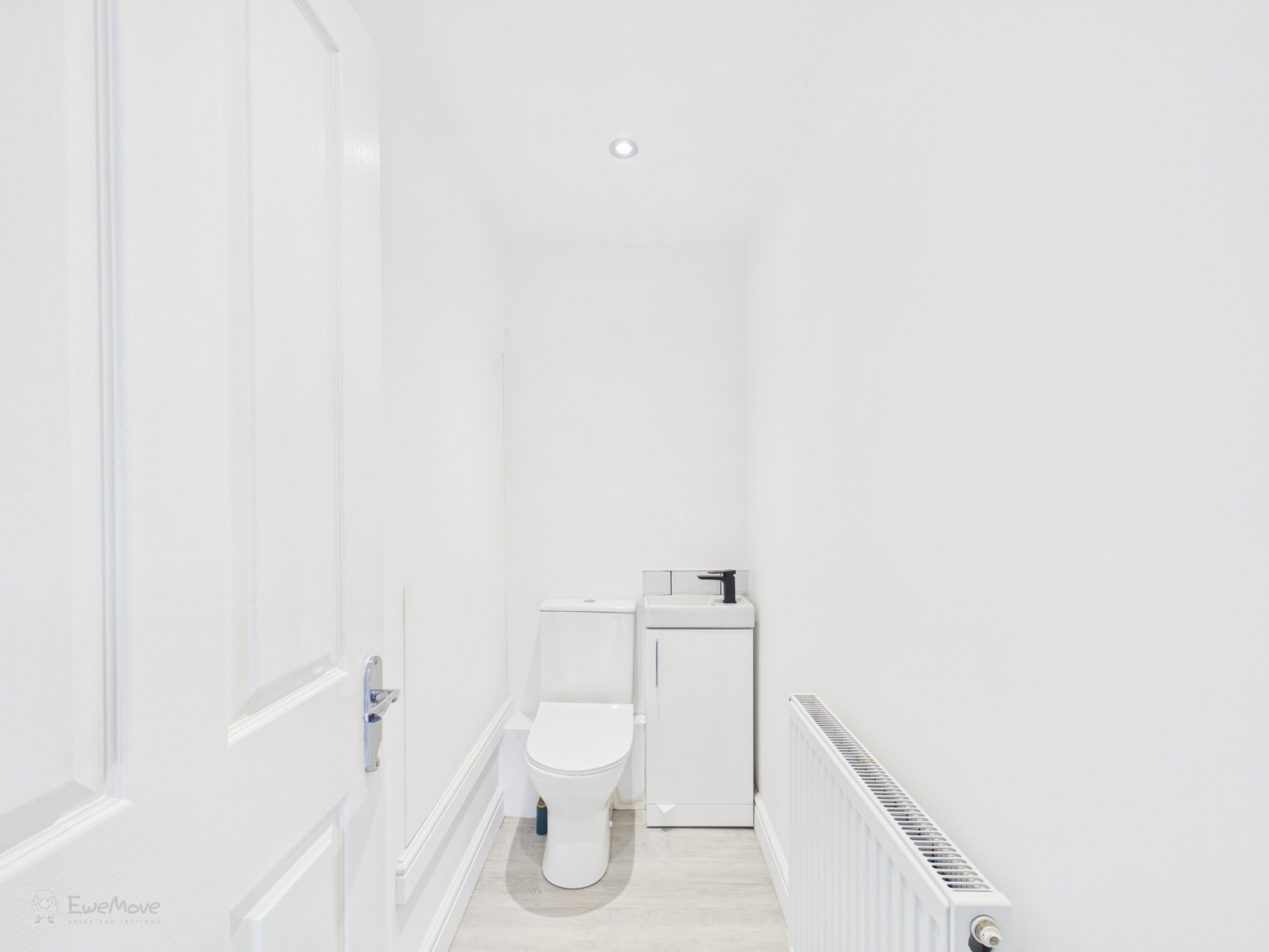 Featherston Drive, Burbage LE10, photo 13
