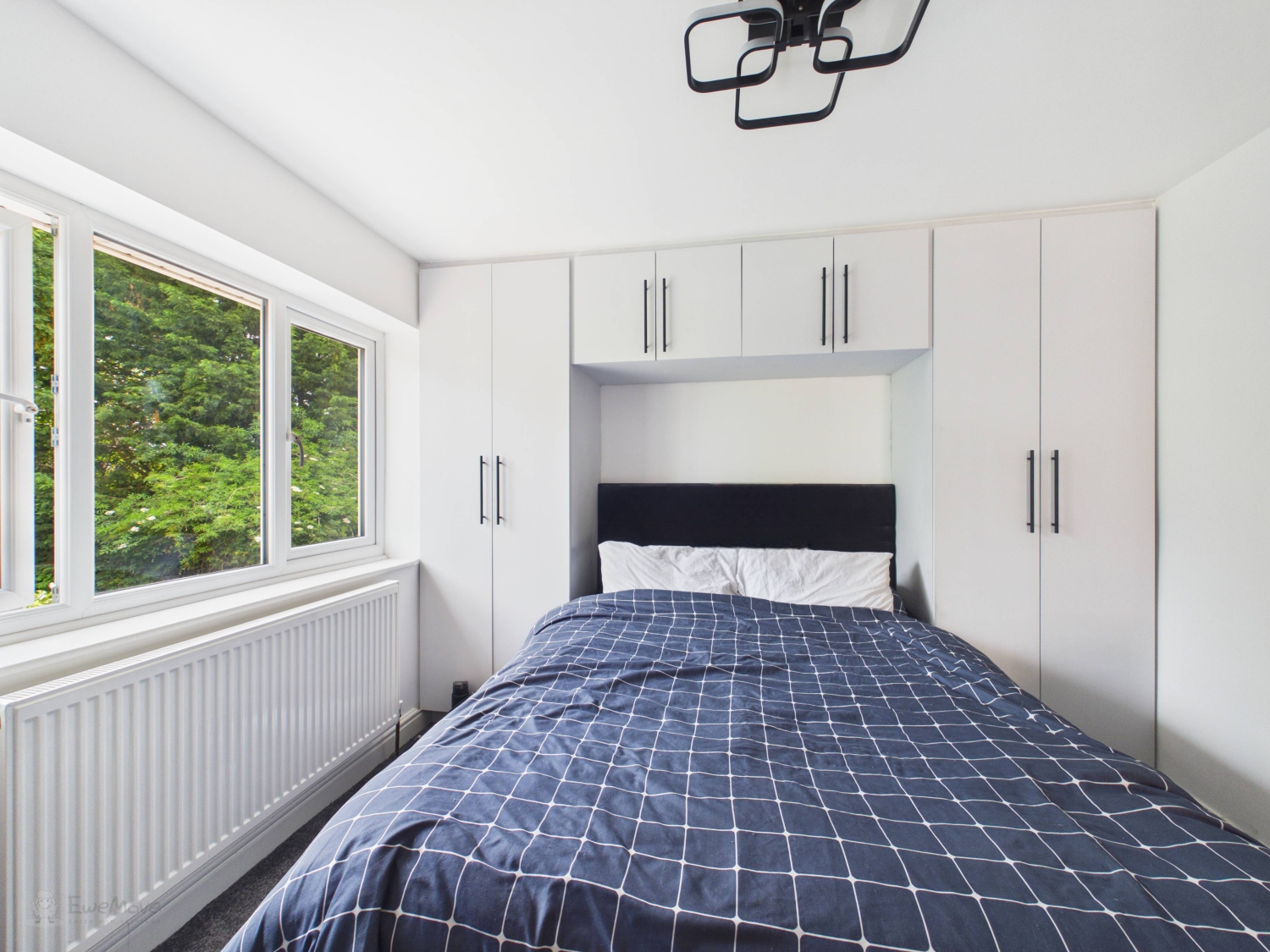 Featherston Drive, Burbage LE10, photo 19